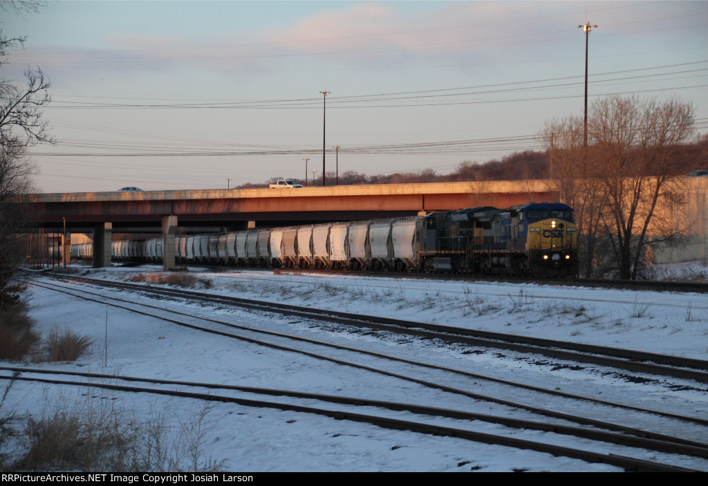 CSXT 7864 East